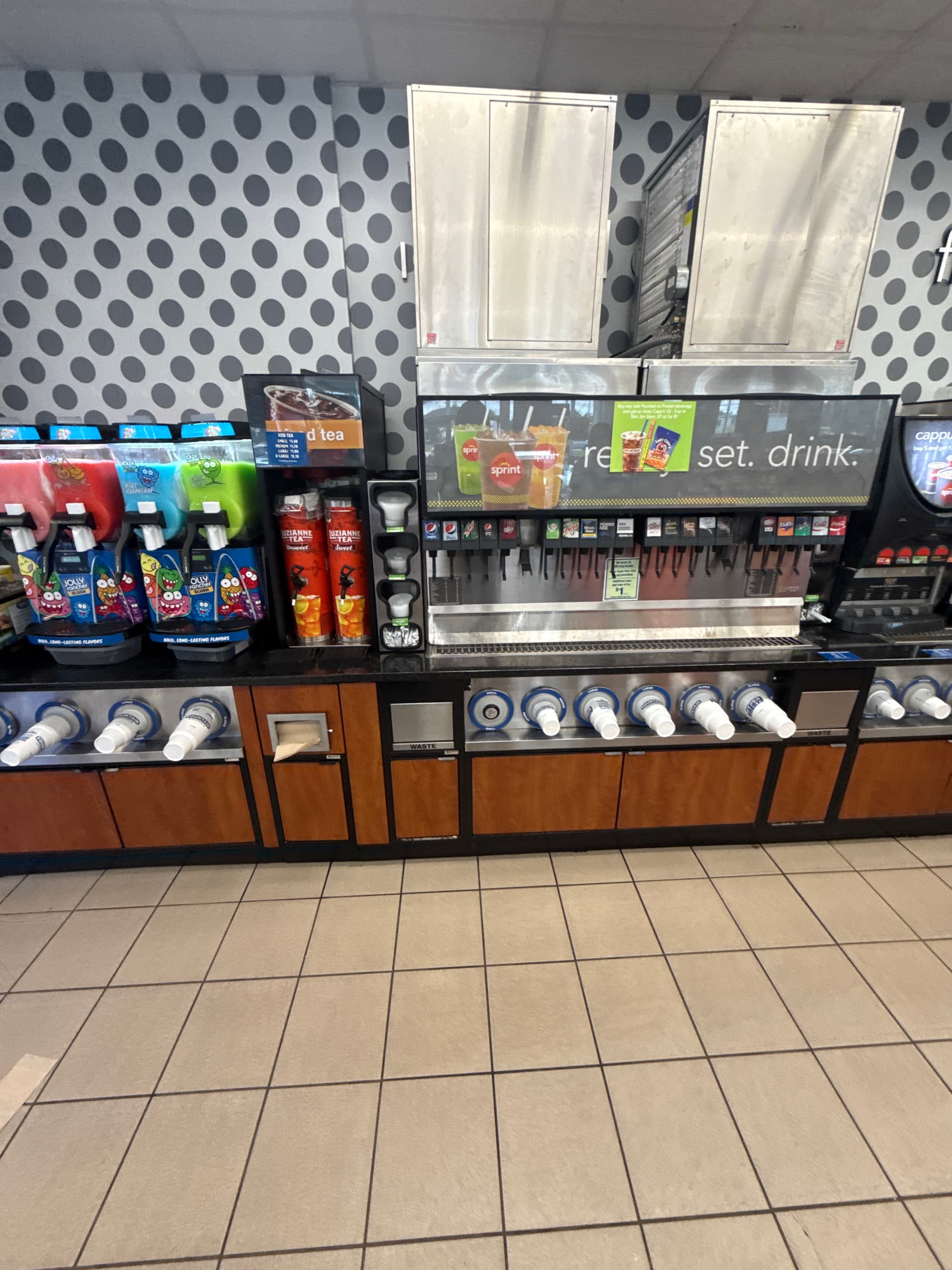 C9tbHn0NR8-fgjGnia43Eg